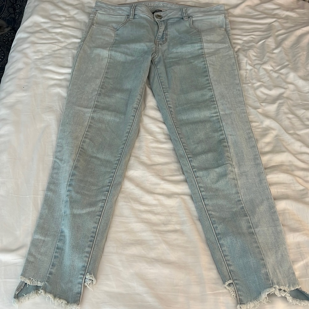 LAST CALL: American Eagle Outfitters Light Blue Cropped Jeans